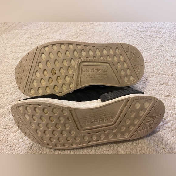 Adidas size 9 - Picture 4 of 4